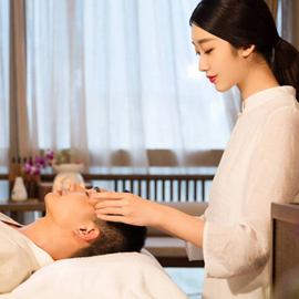 深圳Yayu养生馆秉持“客户至上”的服务理念